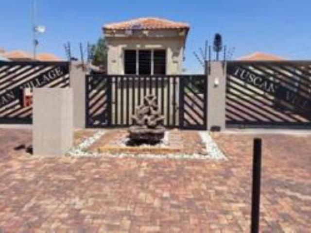 3 Bedroom Townhouse to Rent in Elandspark