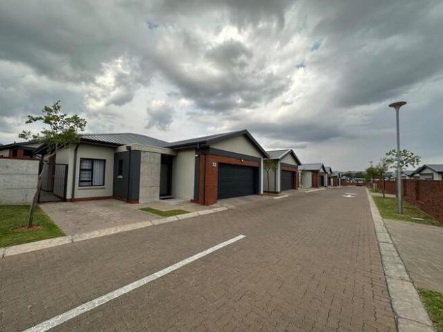 3 Bedroom Townhouse to Rent in Kyalami