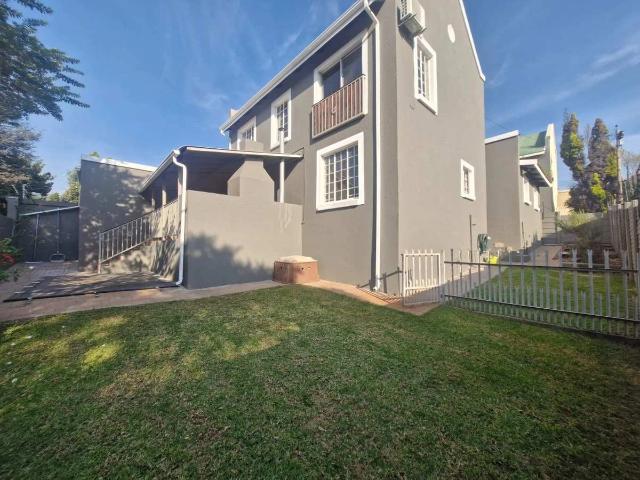 3 Bedroom Townhouse to Rent in Highveld