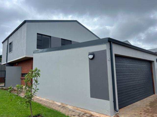 3 Bedroom Townhouse To Rent in Olympus AH