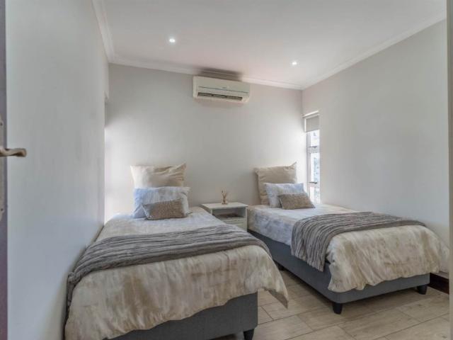 3 Bedroom Townhouse To Rent in La Lucia Ridge