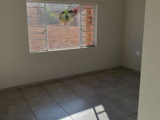 3 Bedroom Townhouse To Rent in Lydenburg