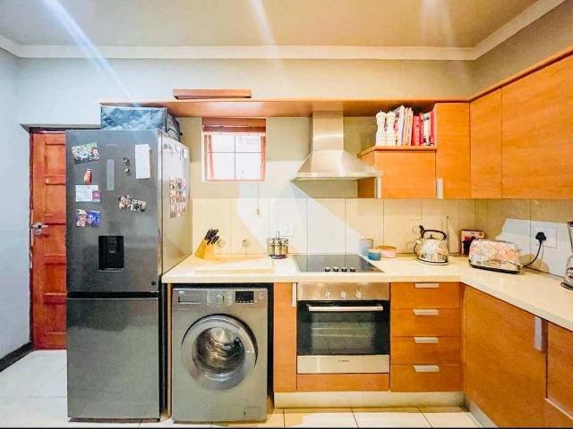 3 Bedroom Townhouse to Rent in Menlo Park