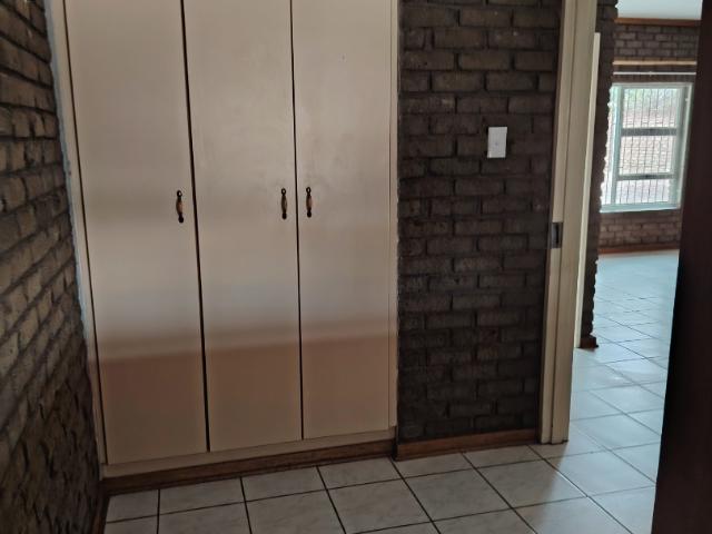 3 Bedroom Townhouse To Rent in Postmasburg