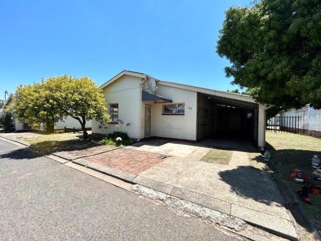 3 Bedroom Townhouse to Rent in Paradise