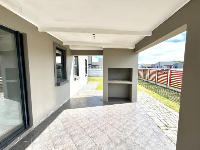 3 Bedroom Townhouse To Rent in Parsonsvlei