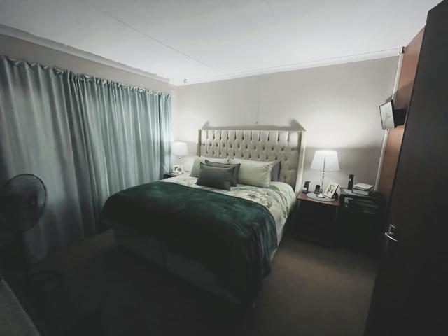 3 Bedroom Townhouse To Rent in Reyno Ridge