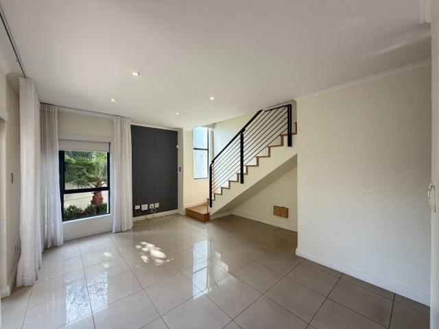 3 Bedroom Townhouse To Rent in Wendywood