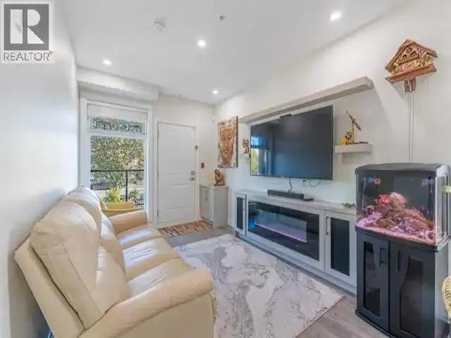 3 Bedroom Townhouse Vancouver BC 102272575