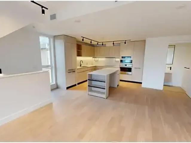3 Bedroom Townhouse Vancouver BC 103612007