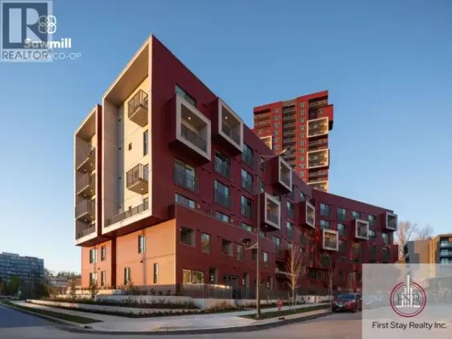 3 Bedroom Townhouse Vancouver BC 104470928