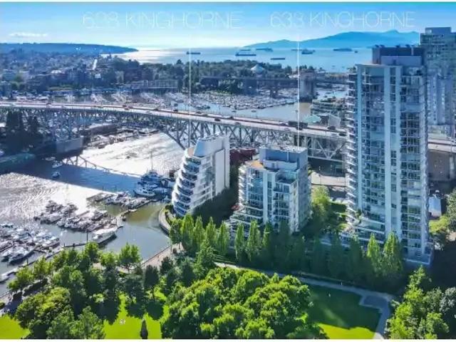 3 Bedroom Townhouse Vancouver BC 105186116