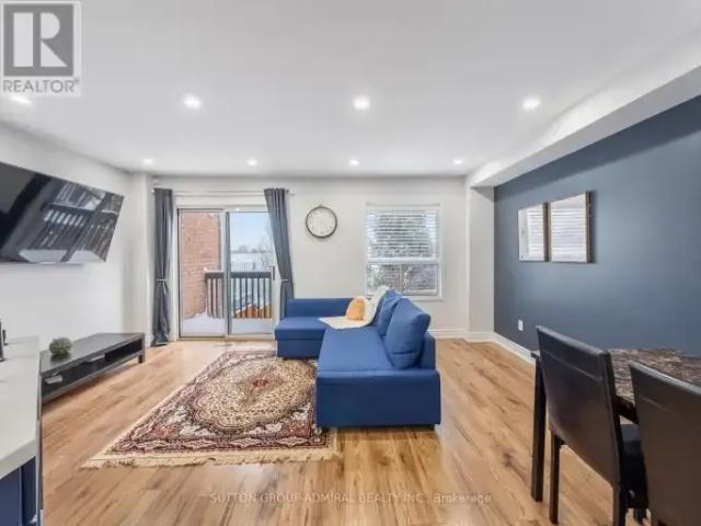 3 Bedroom Townhouse Vaughan ON 103879727