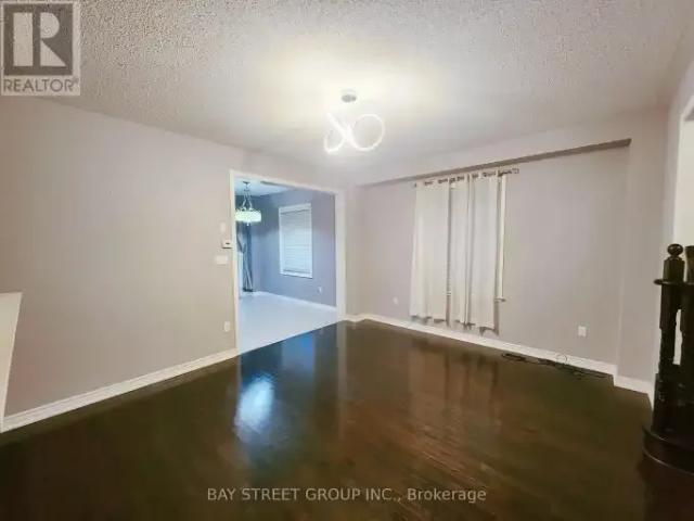 3 Bedroom Townhouse Vaughan ON LS102715504