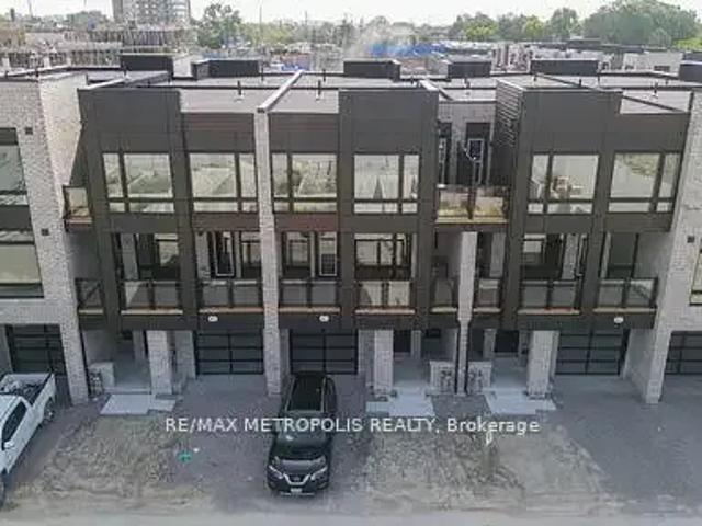 3 Bedroom Townhouse Vaughan ON LS102306800