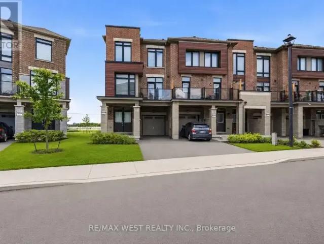 3 Bedroom Townhouse Vaughan ON LS103920661