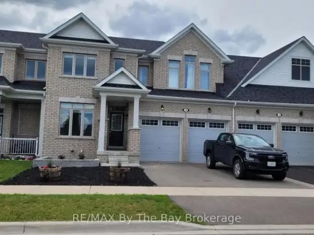 3 Bedroom Townhouse Wasaga Beach ON 103569230