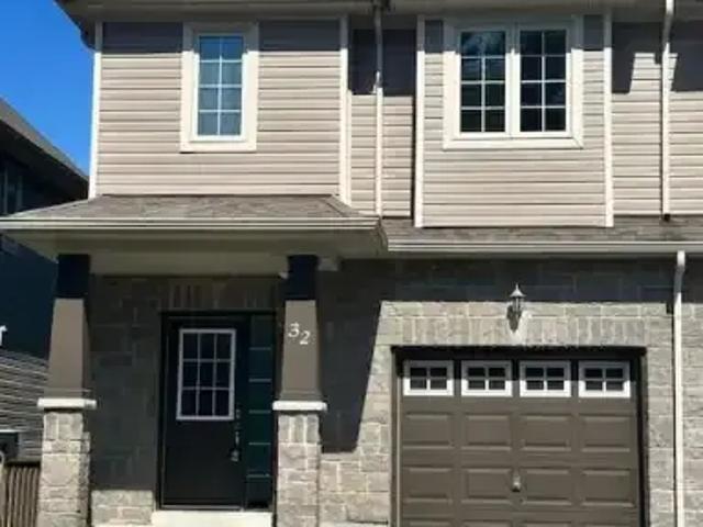 3 Bedroom Townhouse Wasaga Beach ON LS101878059