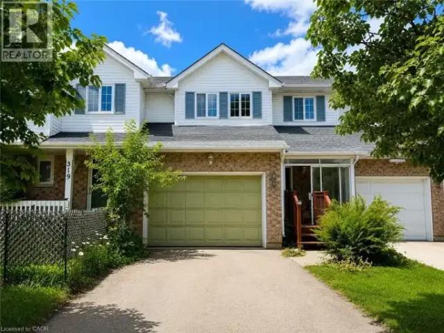 3 Bedroom Townhouse Waterloo ON 104106877