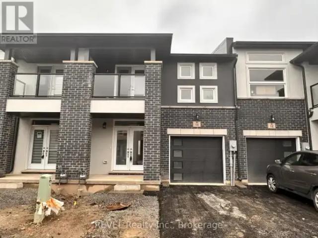 3 Bedroom Townhouse Welland ON 103740119