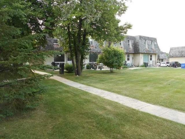 3 Bedroom Townhouse Winnipeg MB LS96587083