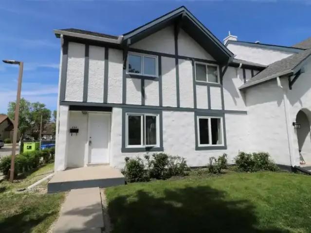 3 Bedroom Townhouse Winnipeg MB 104433908
