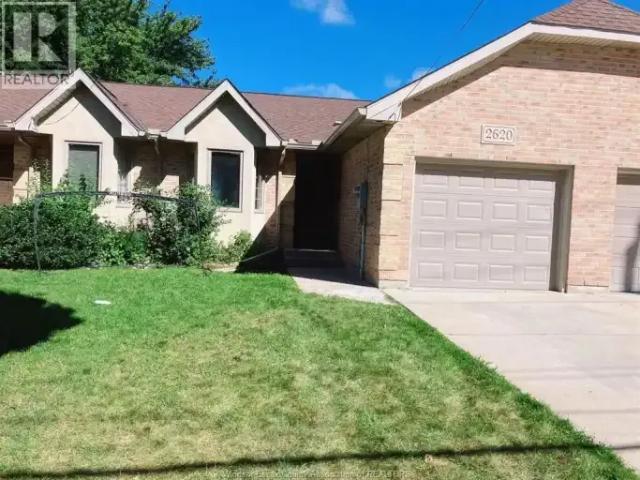 3 Bedroom Townhouse Windsor ON 105135705
