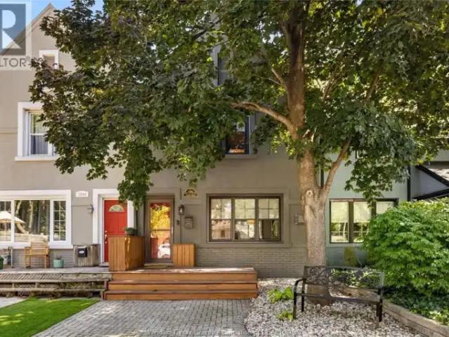 3 Bedroom Townhouse Windsor ON 105167486