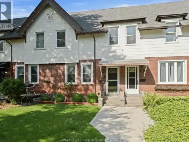 3 Bedroom Townhouse Windsor ON 103179303