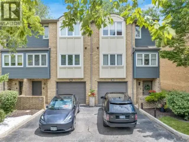 3 Bedroom Townhouse Windsor ON LS103119174