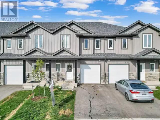 3 Bedroom Townhouse Woodstock ON 105581142
