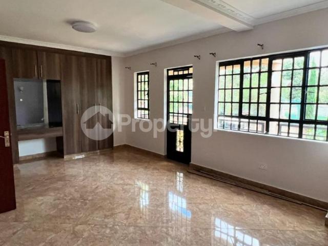 3 bedroom Townhouses Houses for sale Thome Nairobi PID: 4AYCR | PropertyPro