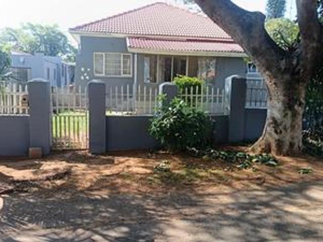 3 bedroom to let on the bluff