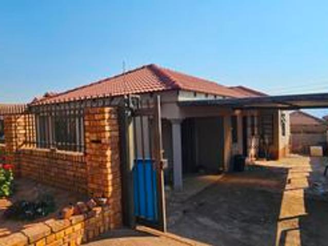 3 bedroom to rent in atteridgeville