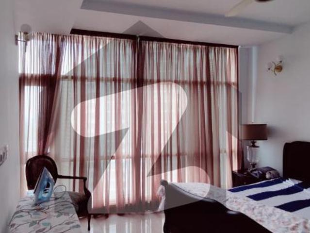 3 Bedroom Unfurnished apartment for Rent Emaar Pearl Towers