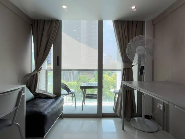 3 Bedroom Unit @ Soho 188 @ Farrer Park! NO AGENT FEES!