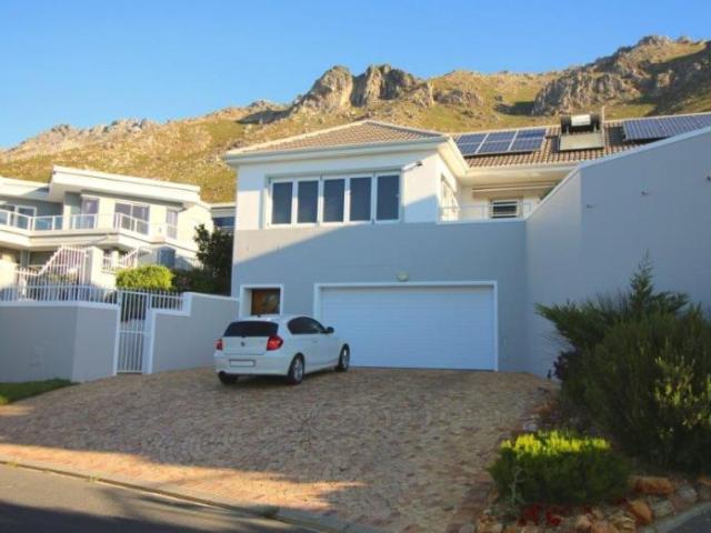 3 Bedroom Villa Cape Town Western Cape 85280972
