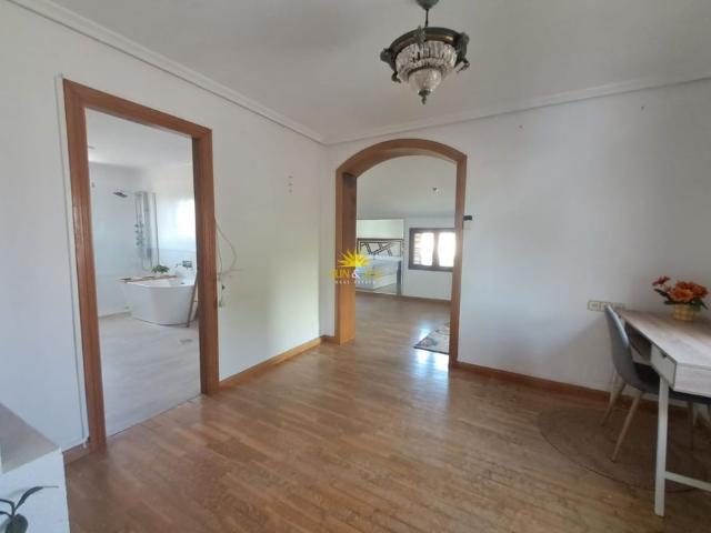 3 BEDROOM VILLA MUTXAMEL