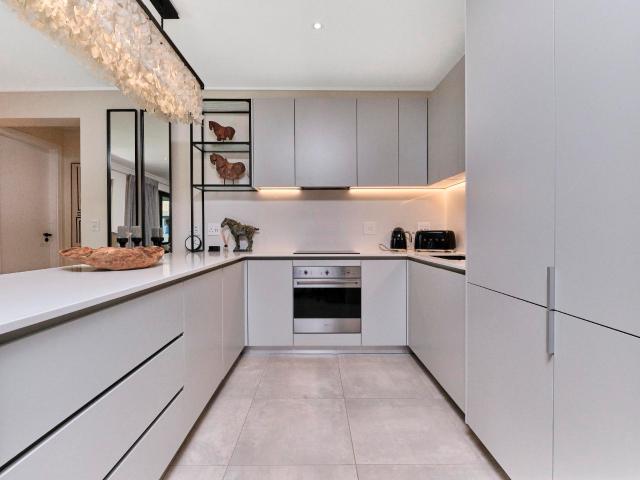 3 BedroomApartment / Flat For Rent inHyde Park