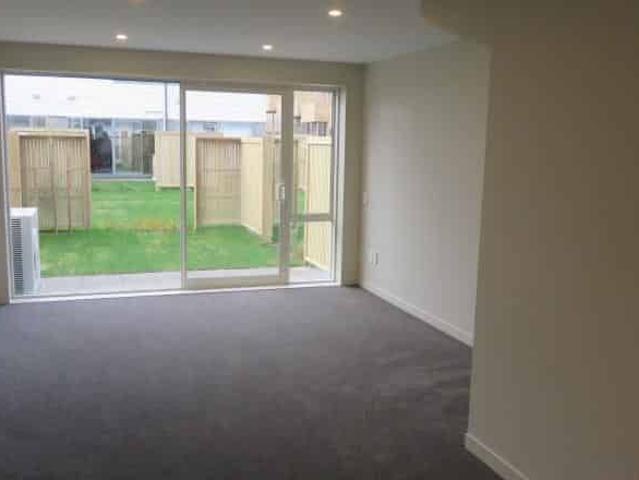 3 BEDROOMED TOWNHOUSE