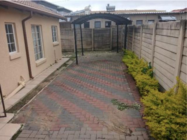 3 bedroomed house on the market in o.