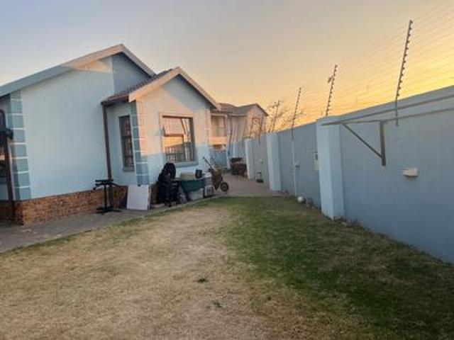 3 bedroomed house on the market in b.