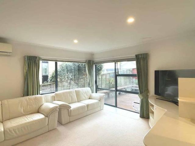 3 bedrooms+2 bathrooms