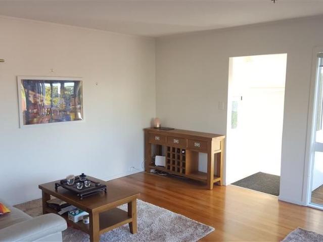 3 Bedrooms on Aorangi Place