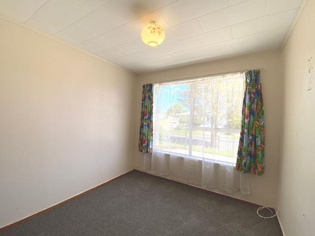 3 Bedrooms on Carbery Pl