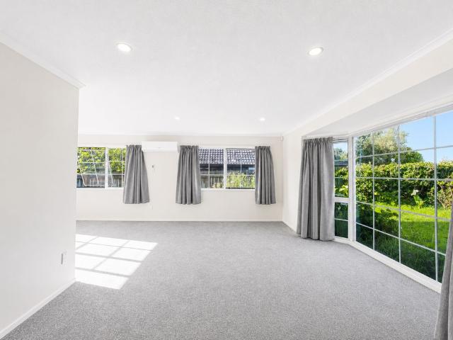 3 Bedrooms on Whitford Road