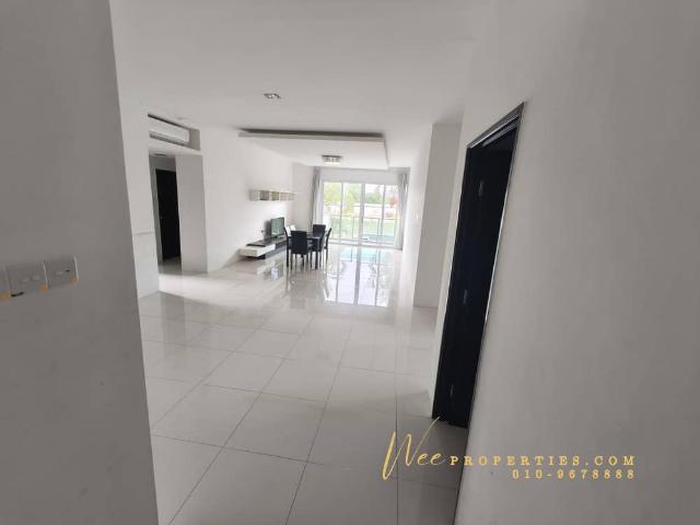 3 Bedrooms Apartment @ D’Infinia