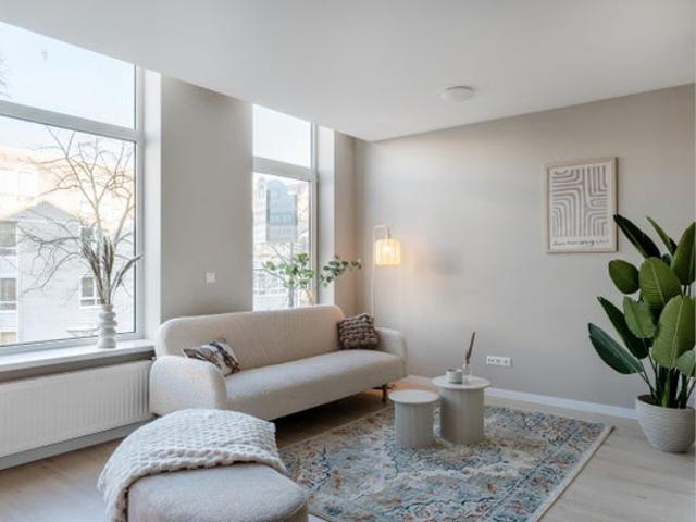 3 bedrooms Apartment Surface Area: 100m2 Furnished