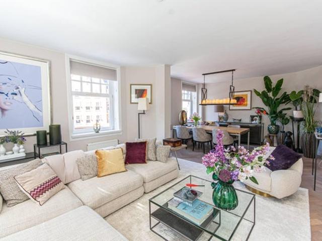 3 bedrooms Apartment Surface Area: 115m2 Furnished