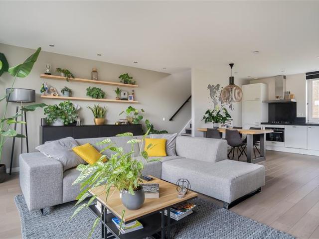 3 bedrooms Apartment Surface Area: 96m2 Furnished